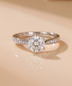 Nhẫn nữ bạc xi bạch kim đá Moissanite 6.5 ly kiểm định GRA LAVESTA KC143 sang trọng, thời thượng